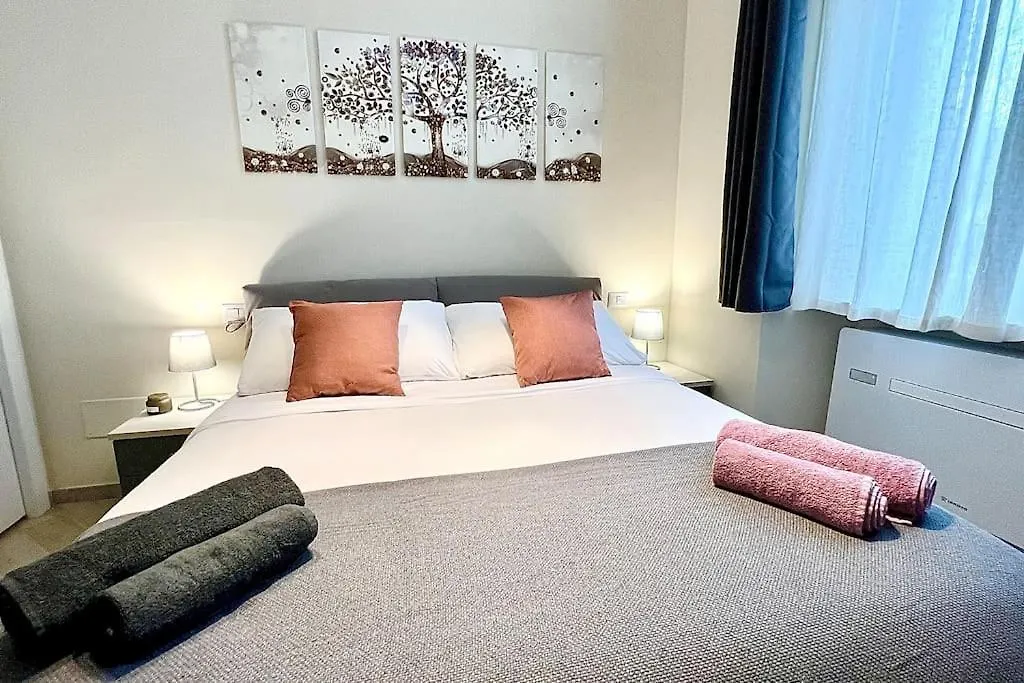 Marghera - Fiera Netflix & Wifi 10 Min To Duomo Apartment Milan 0*,  Italy